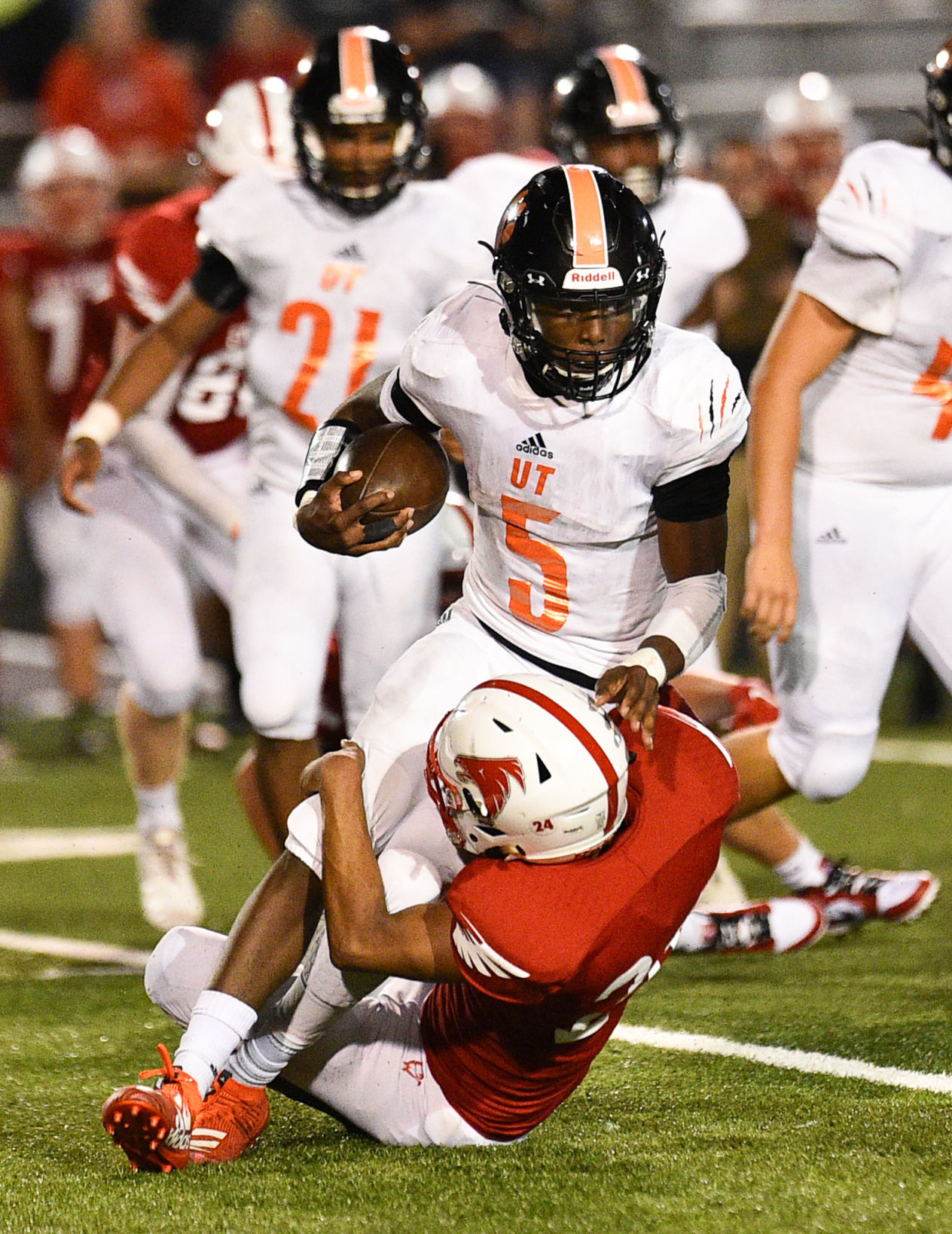 083019-qct-spt-ut-west-football-153a.jpg